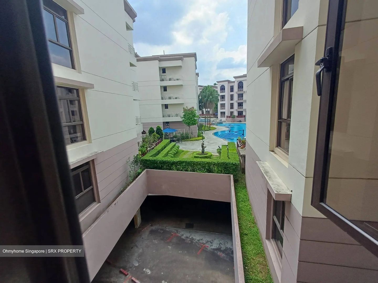 Seletaris (D27), Condominium #551679721
